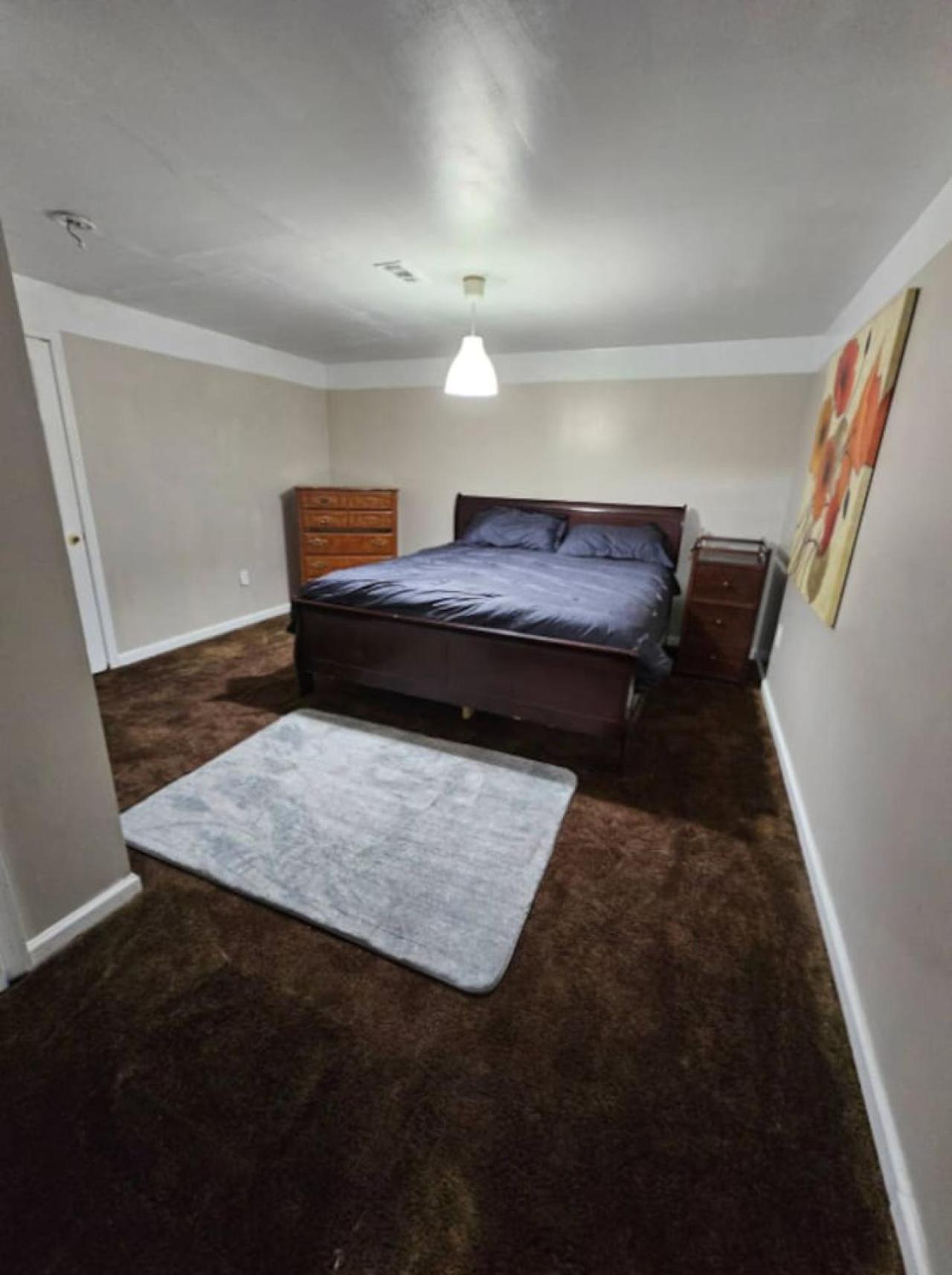 Private Entrance Full Kitchen 2 Bedroom Apartment Fredericksburg Bagian luar foto